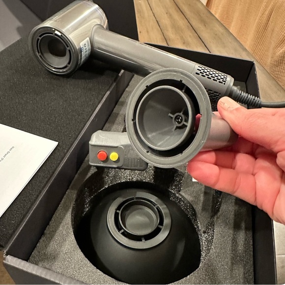 Plasma High-Speed 1400W Hair Dryer with Magnetic Nozzle and Diffuser it#TC6 - Picture 10 of 14